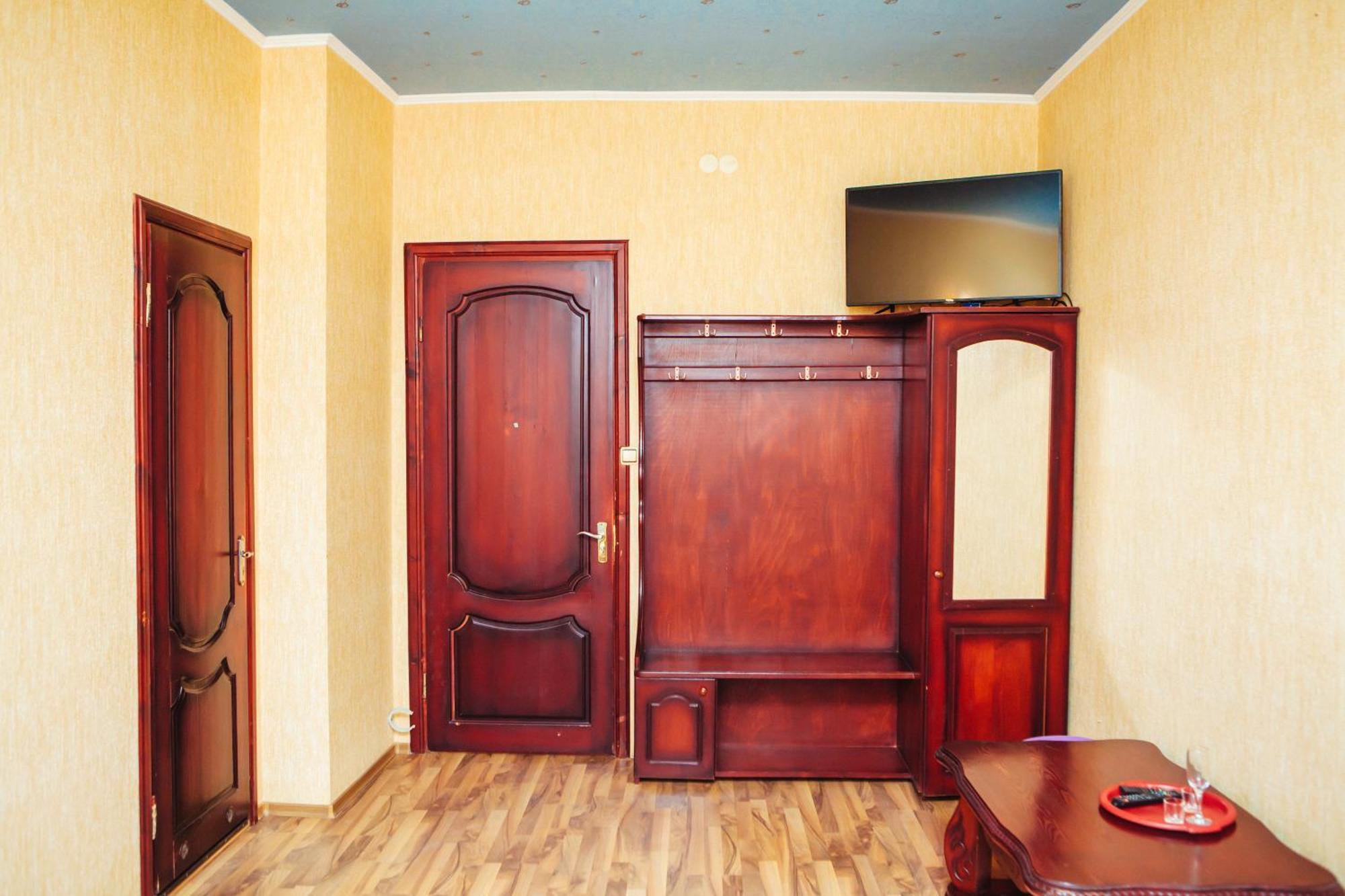 Європа Готель Solomonovo Luaran gambar